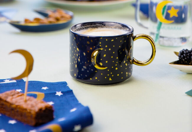 Ramadan moon cup with other decor